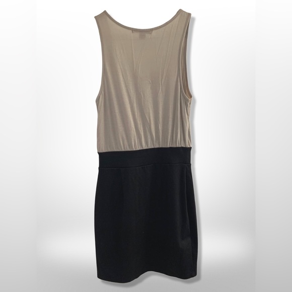 FOREVER 21 β’ Boss Babe Dress - Picture 2 of 8